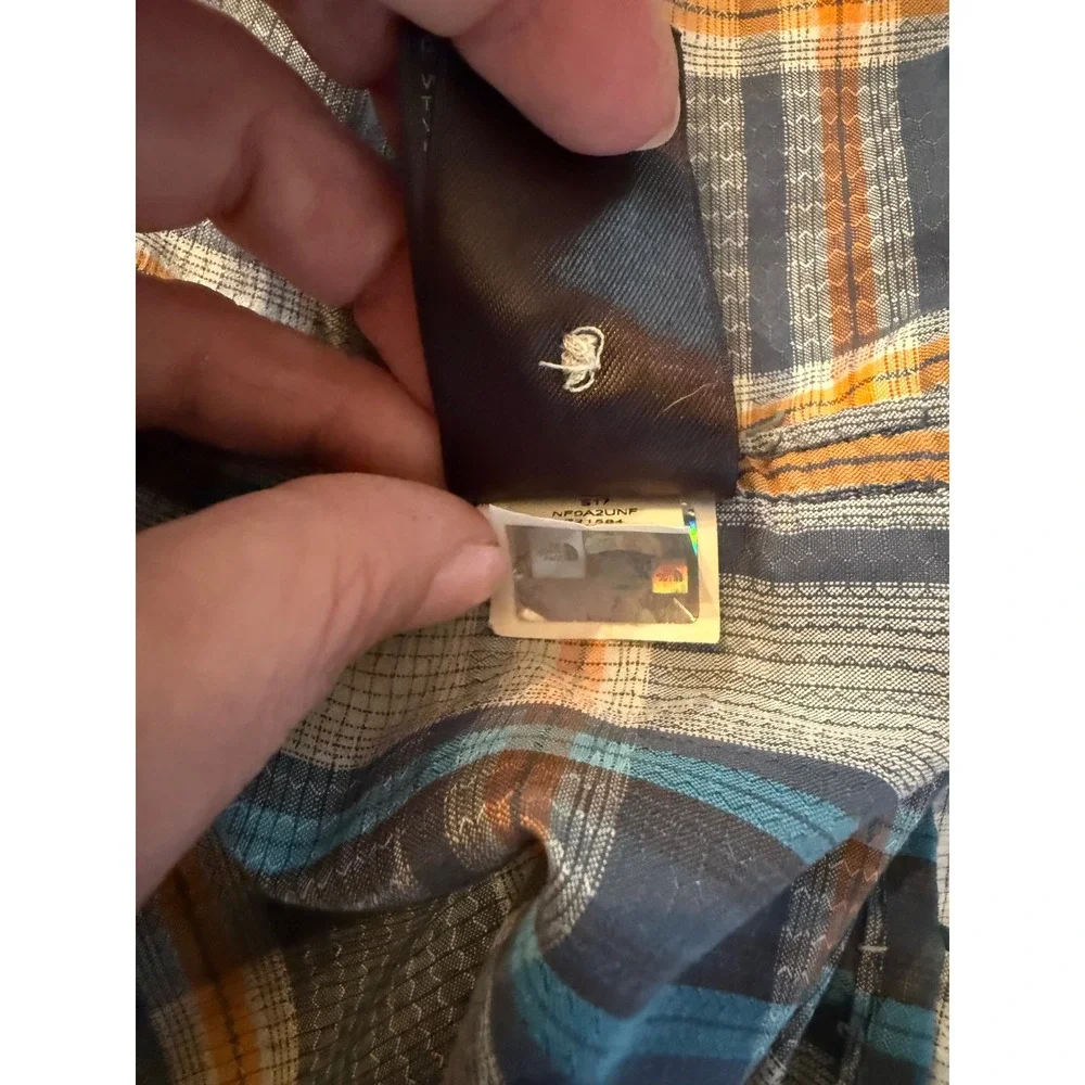 The North Face Mens Plaid Short Sleeve‎ Button Down Hiking Shirt Blue Orange M